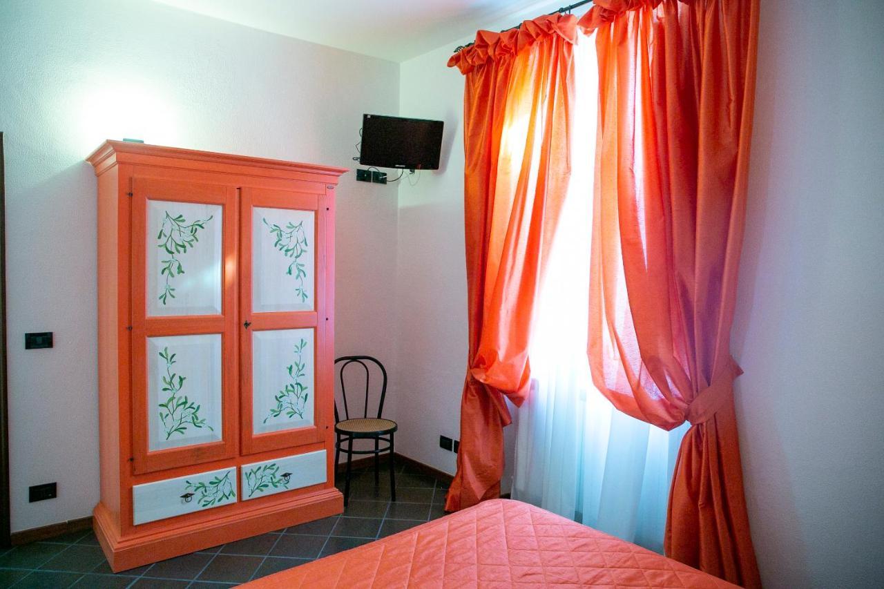 La Villetta Food & Drink Rooms For Rent - No Reception - LʼAquila المظهر الخارجي الصورة