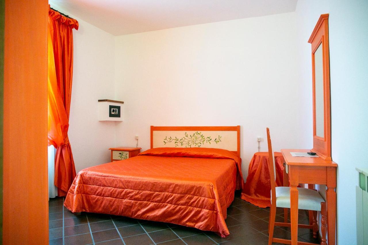 La Villetta Food & Drink Rooms For Rent - No Reception - LʼAquila المظهر الخارجي الصورة