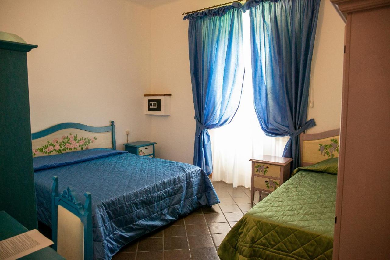 La Villetta Food & Drink Rooms For Rent - No Reception - LʼAquila المظهر الخارجي الصورة