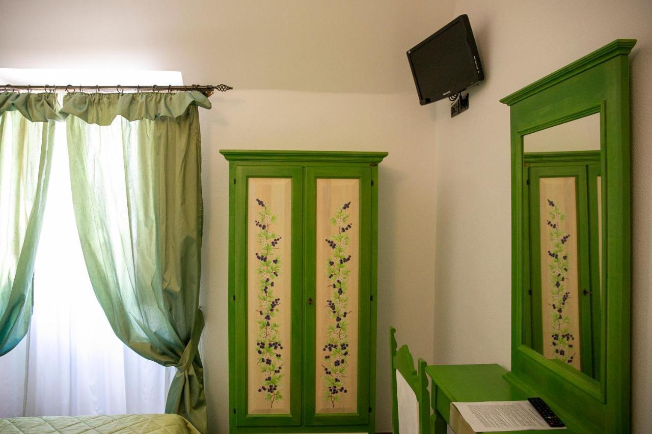 La Villetta Food & Drink Rooms For Rent - No Reception - LʼAquila المظهر الخارجي الصورة